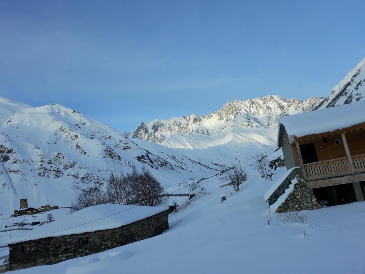 Maxvshi Hotel Ushguli Exterior photo