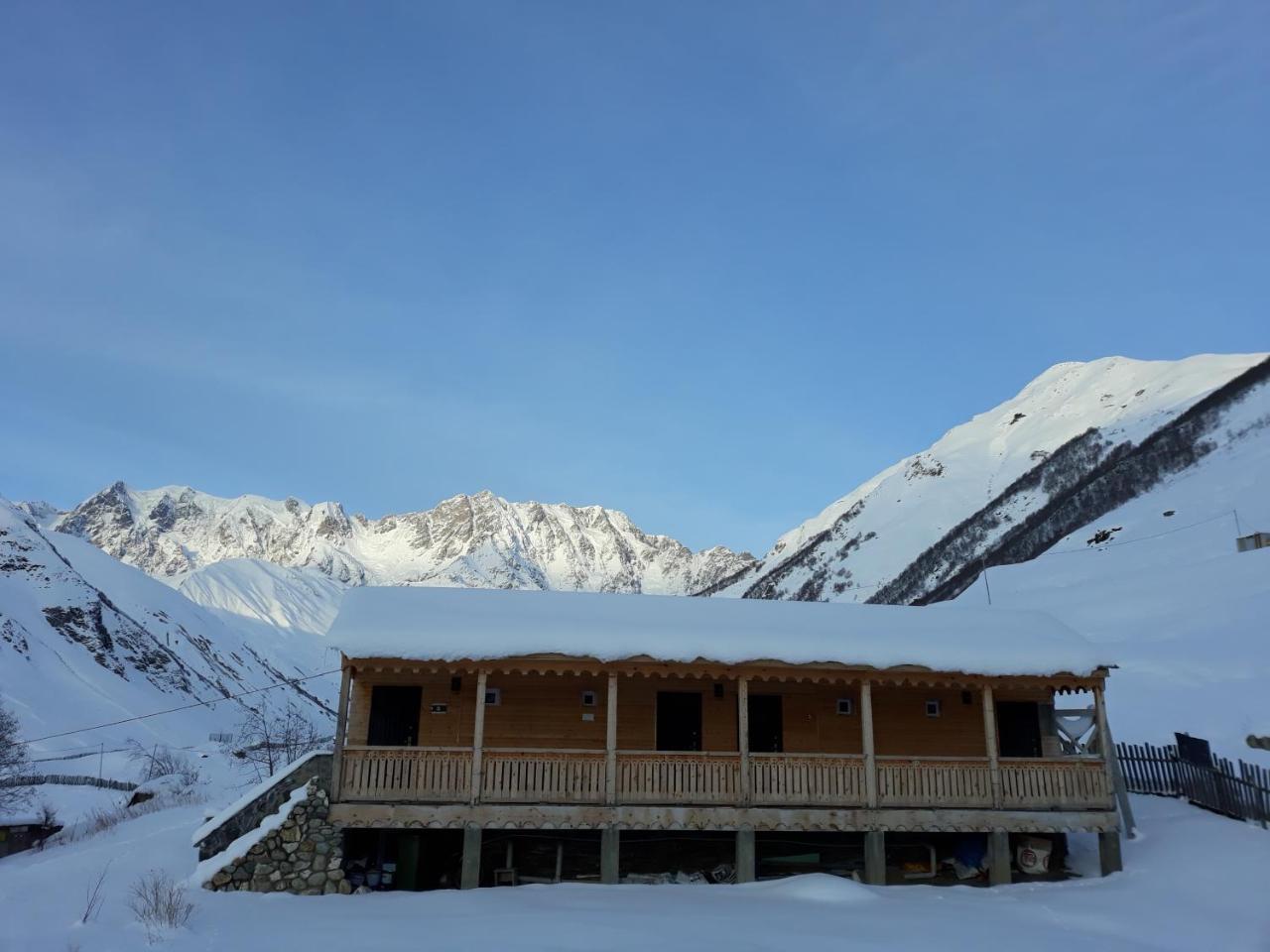 Maxvshi Hotel Ushguli Exterior photo