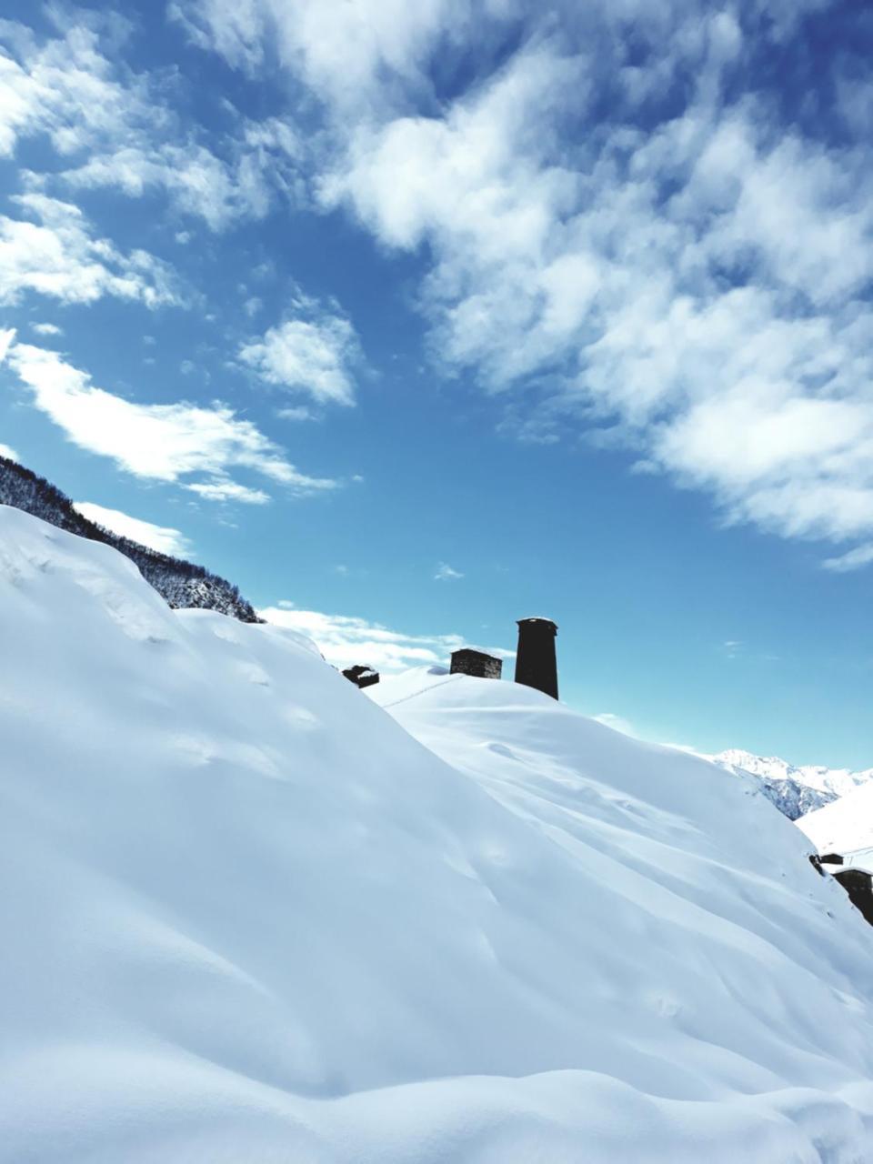 Maxvshi Hotel Ushguli Exterior photo